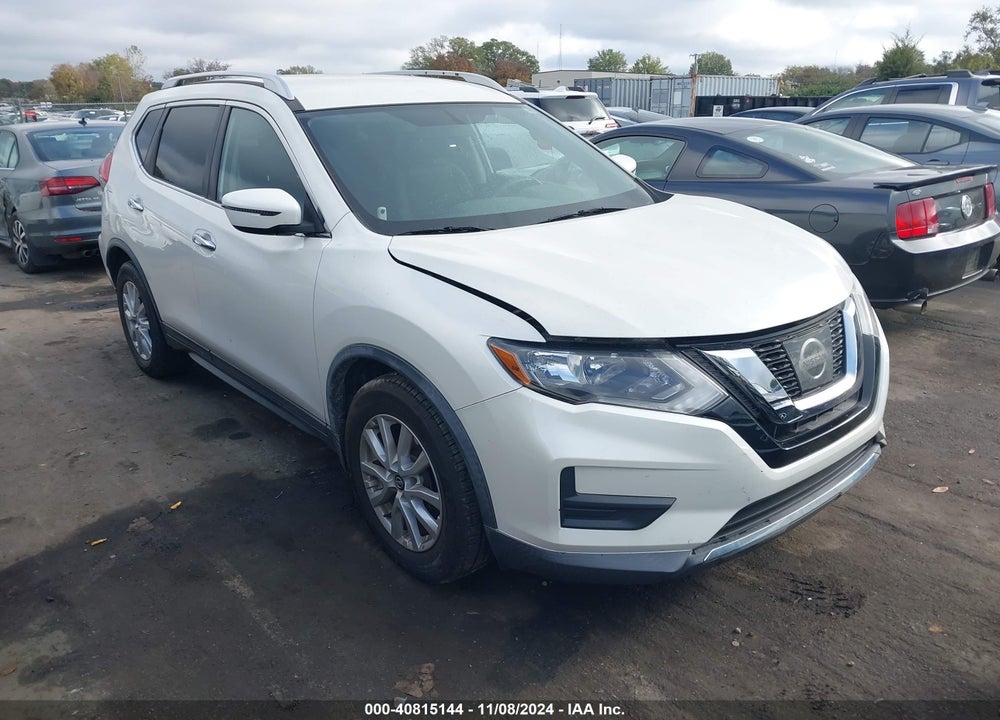 2017 NISSAN ROGUE SV VIN: KNMAT2MT8HP601123