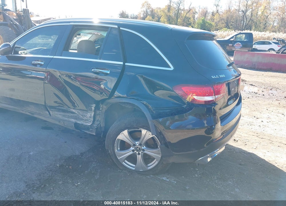 2018 MERCEDES-BENZ GLC 300 4MATIC VIN: WDC0G4KB2JV076027