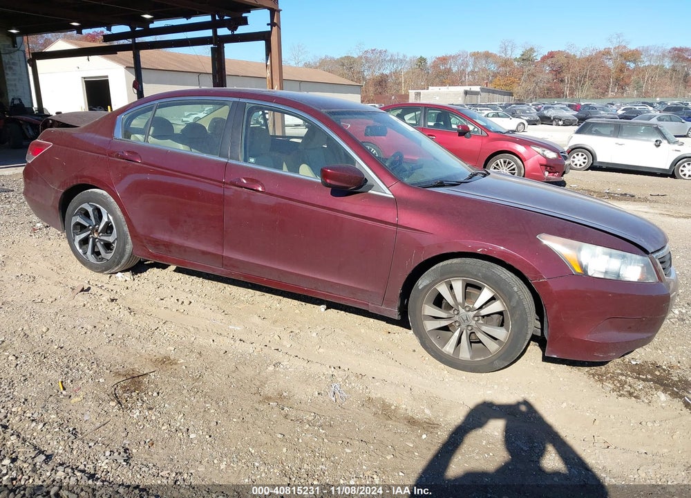 2010 HONDA ACCORD 2.4 LX VIN: 1HGCP2F32AA076080