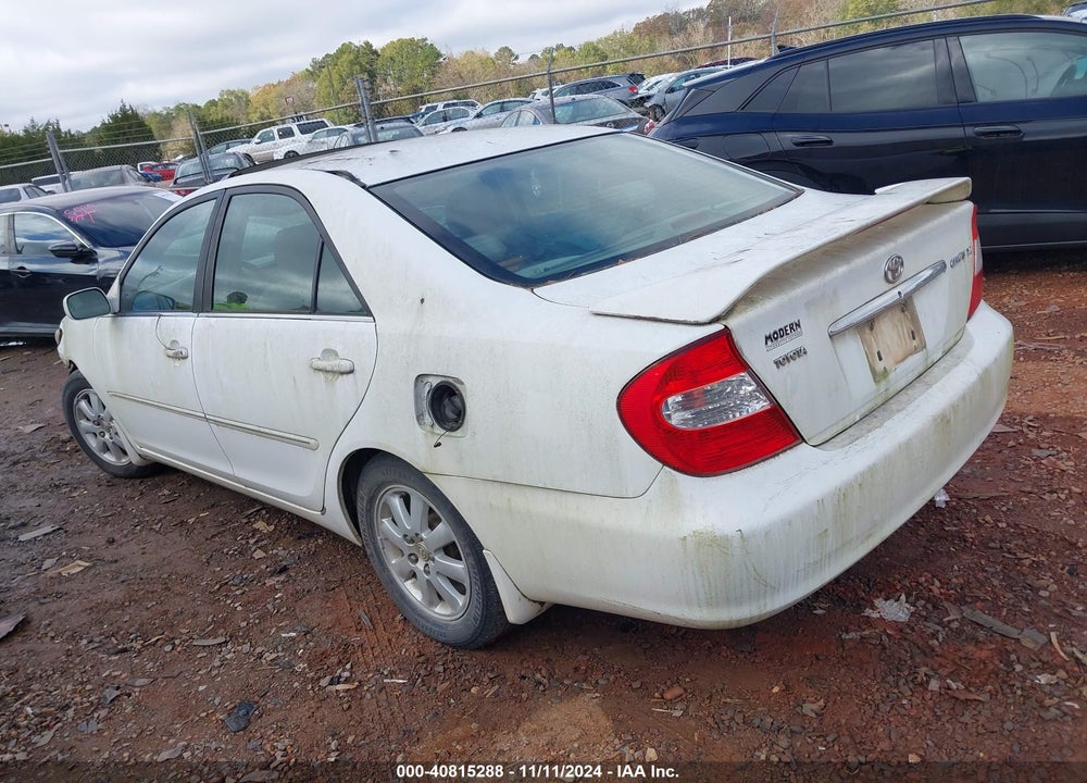 2002 TOYOTA CAMRY XLE VIN: 4T1BE32K62U030279