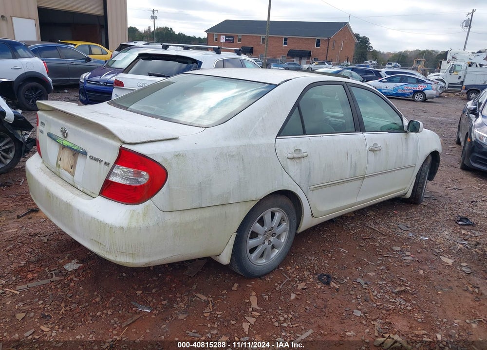 2002 TOYOTA CAMRY XLE VIN: 4T1BE32K62U030279