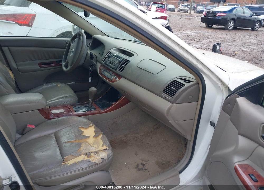 2002 TOYOTA CAMRY XLE VIN: 4T1BE32K62U030279