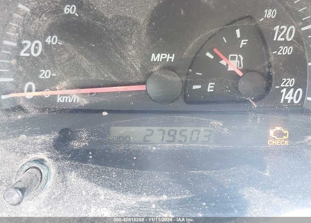 2002 TOYOTA CAMRY XLE VIN: 4T1BE32K62U030279