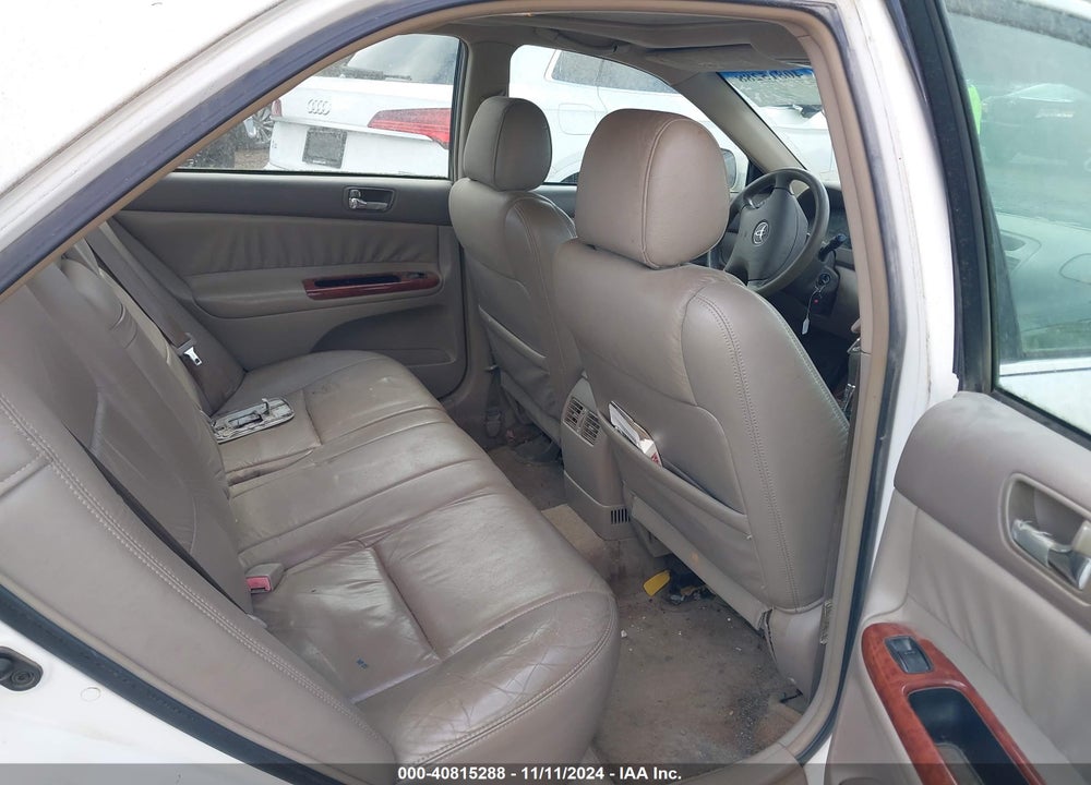2002 TOYOTA CAMRY XLE VIN: 4T1BE32K62U030279