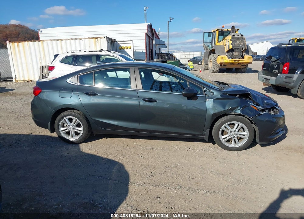 2018 CHEVROLET CRUZE LT AUTO VIN: 1G1BE5SM9J7145255