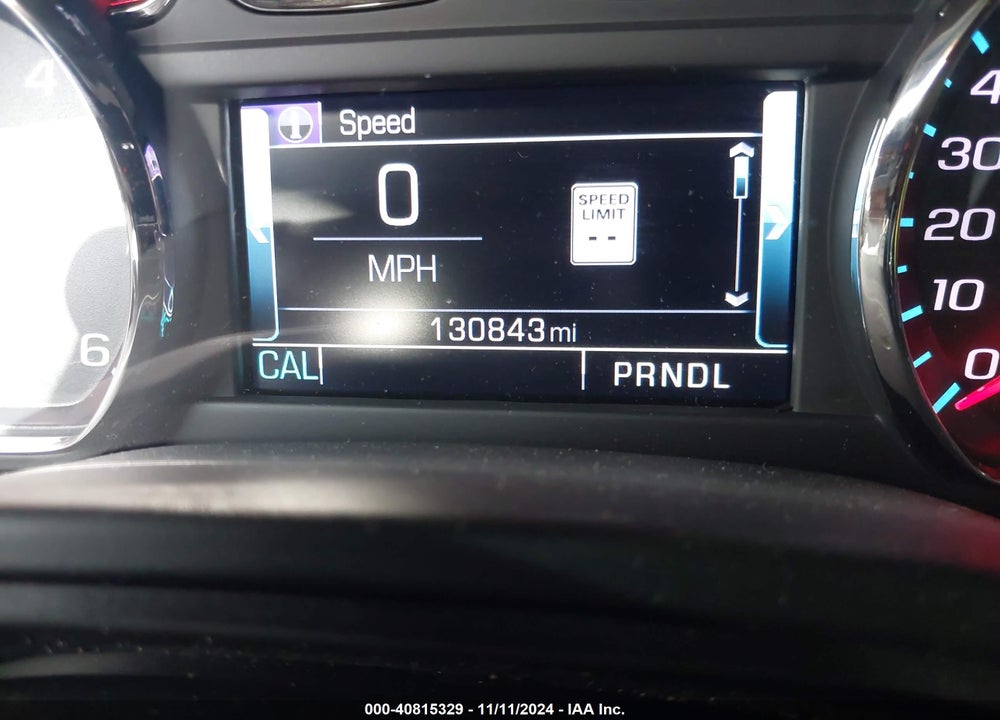 2019 CHEVROLET SUBURBAN LT VIN: 1GNSKHKC2KR404237