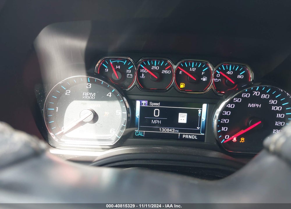 2019 CHEVROLET SUBURBAN LT VIN: 1GNSKHKC2KR404237