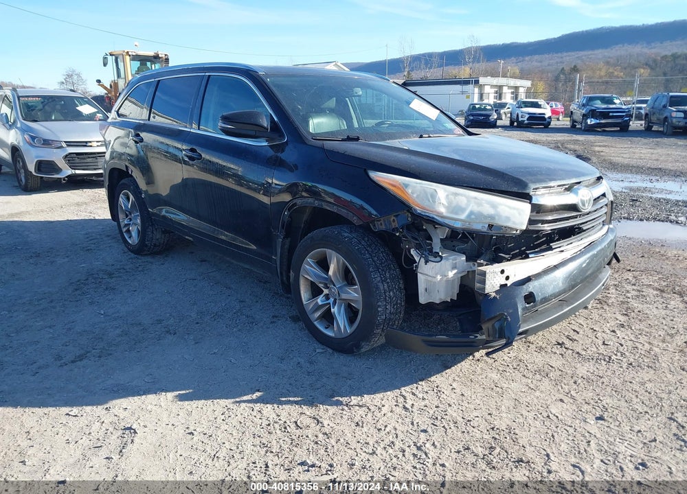 2015 TOYOTA HIGHLANDER LIMITED PLATINUM V6 VIN: 5TDDKRFH5FS124820