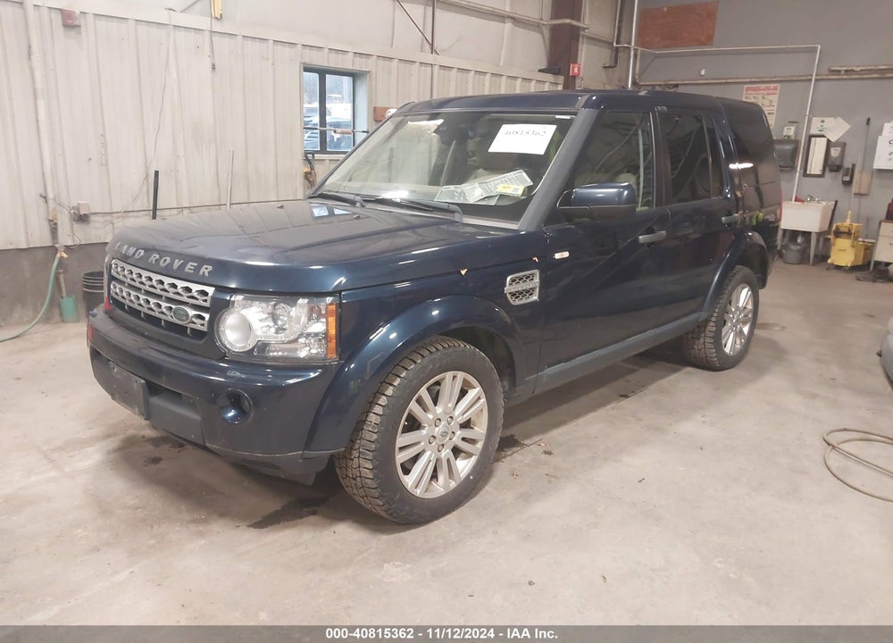 2011 LAND ROVER LR4 VIN: SALAK2D48BA557820