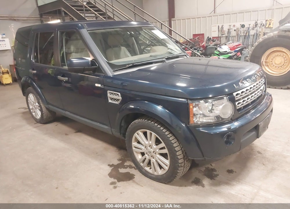 2011 LAND ROVER LR4 VIN: SALAK2D48BA557820