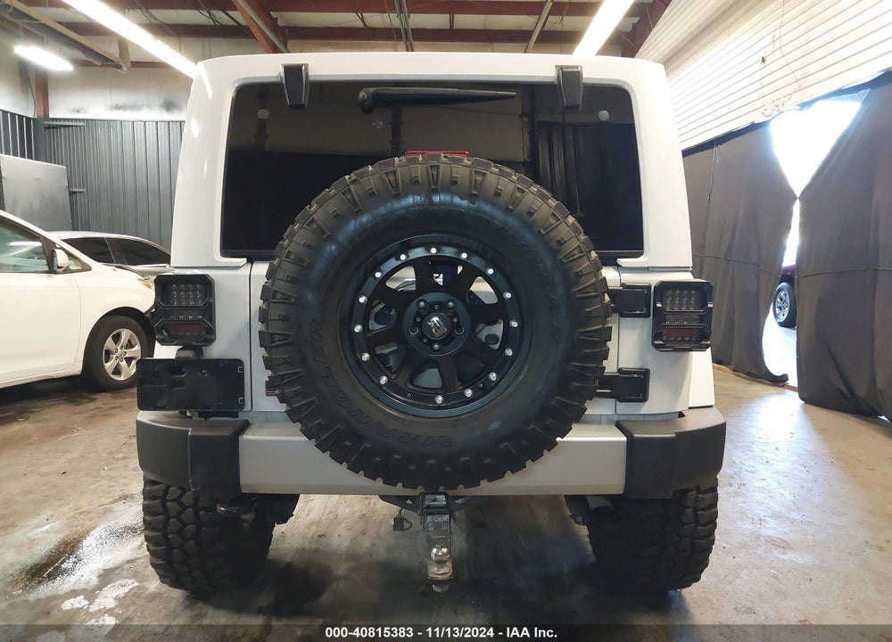 2015 JEEP WRANGLER UNLIMITED SAHARA VIN: 1C4BJWEG3FL537516