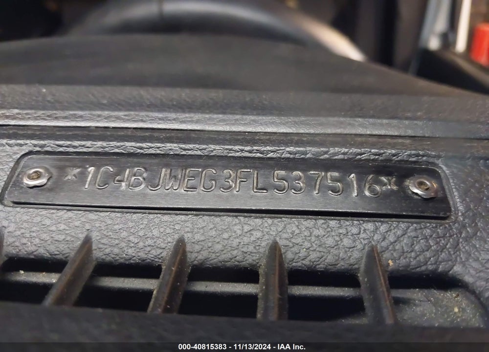 2015 JEEP WRANGLER UNLIMITED SAHARA VIN: 1C4BJWEG3FL537516
