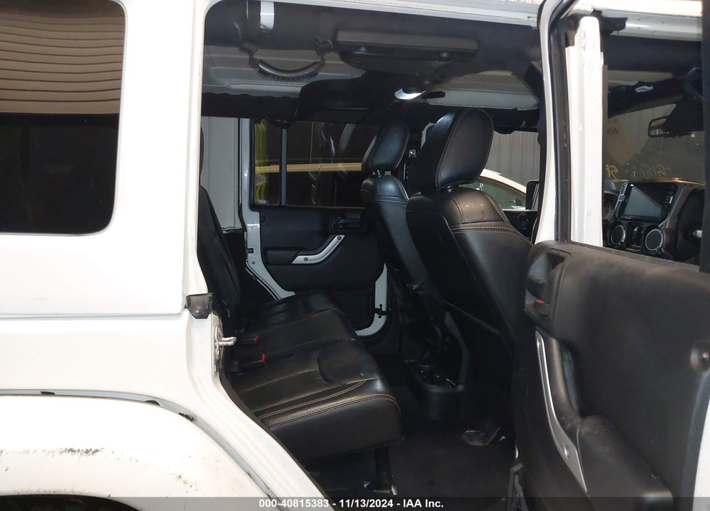 2015 JEEP WRANGLER UNLIMITED SAHARA VIN: 1C4BJWEG3FL537516