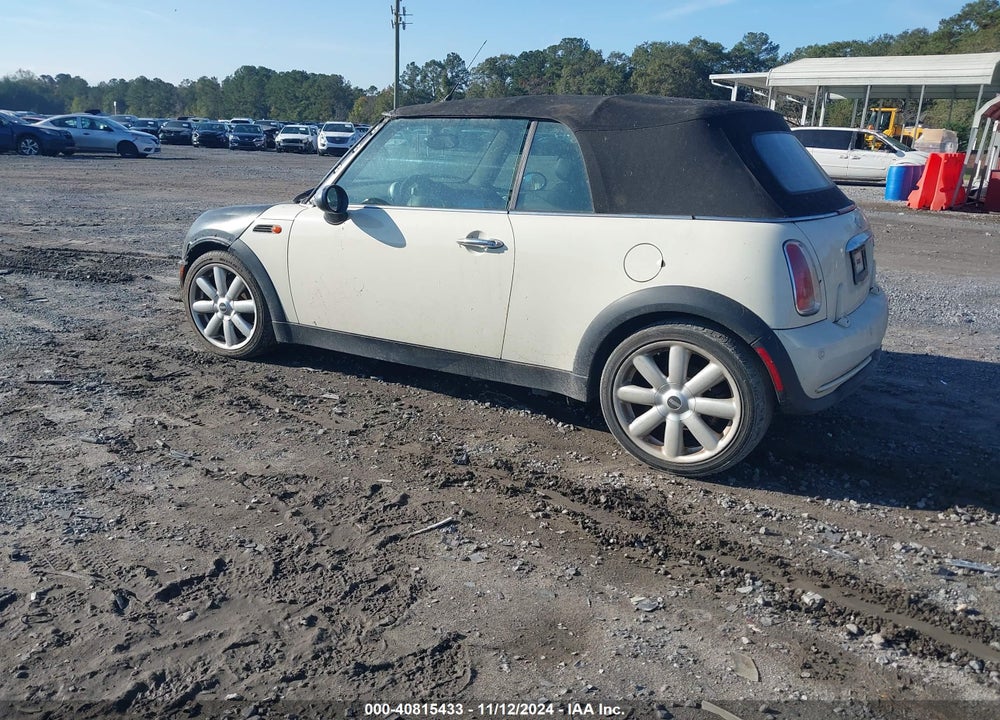 2008 MINI COOPER VIN: WMWRF33588TG18403