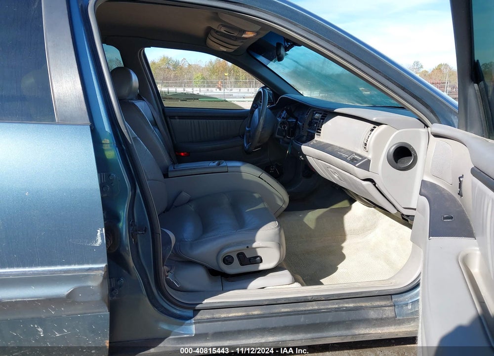 2000 BUICK PARK AVENUE ULTRA VIN: 1G4CU5214Y4133378