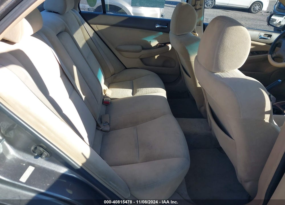 2007 HONDA ACCORD 2.4 EX VIN: 1HGCM567X7A115262