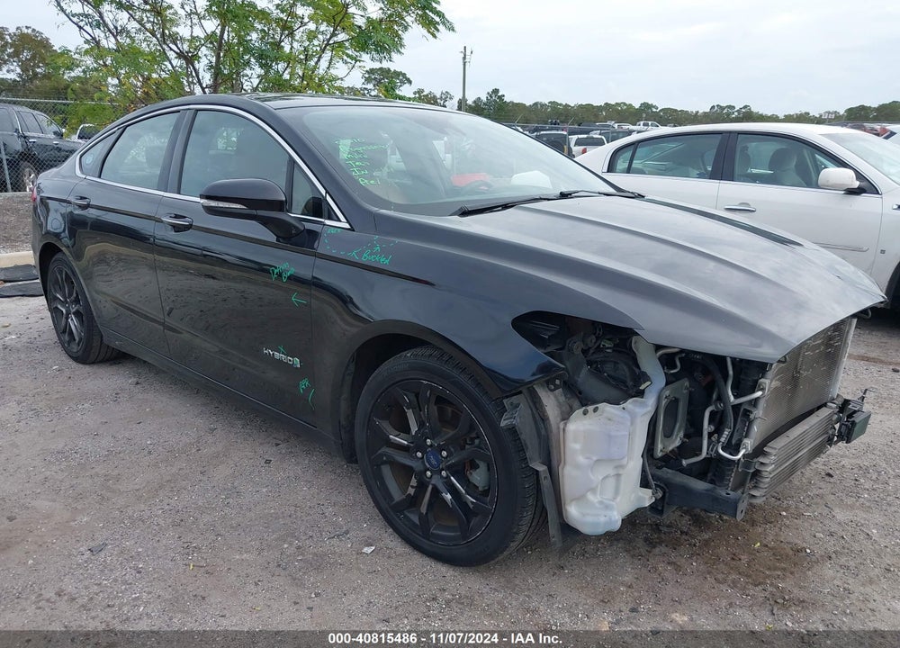 2019 FORD FUSION HYBRID TITANIUM VIN: 3FA6P0RU9KR200301