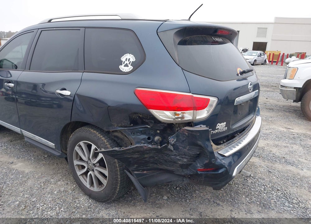 2015 NISSAN PATHFINDER SL VIN: 5N1AR2MN3FC664422