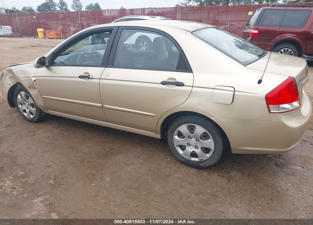 2009 KIA SPECTRA EX VIN: KNAFE221X95656300