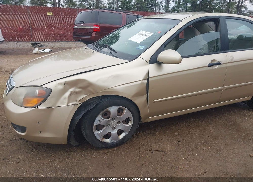2009 KIA SPECTRA EX VIN: KNAFE221X95656300