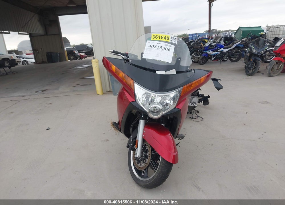 2015 VICTORY MOTORCYCLES VISION TOUR VIN: 5VPSW36N8F3040055