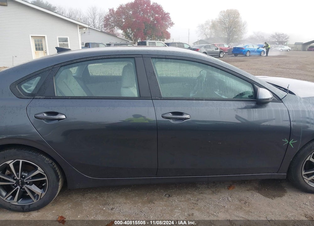 2023 KIA FORTE LXS VIN: 3KPF24AD7PE508304