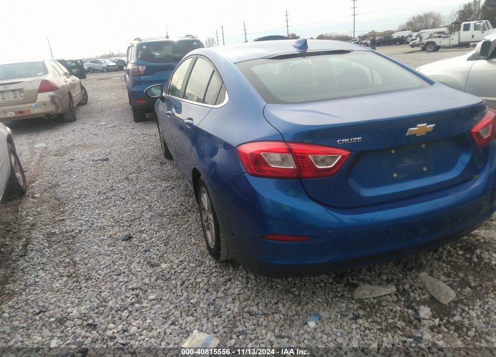 2017 CHEVROLET CRUZE LT AUTO VIN: 1G1BE5SM0H7110243