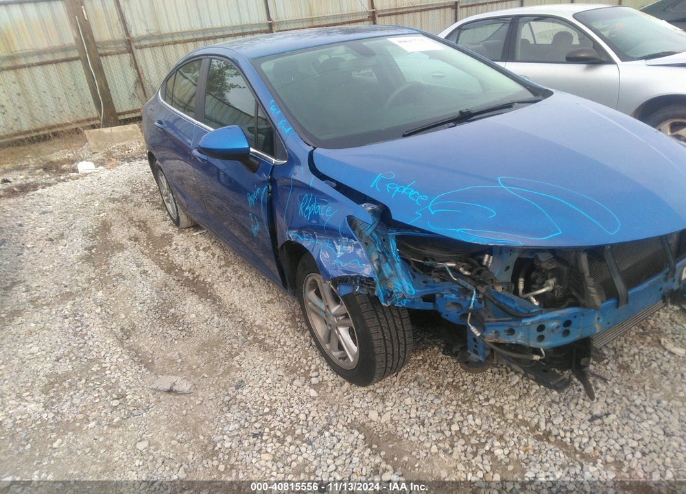 2017 CHEVROLET CRUZE LT AUTO VIN: 1G1BE5SM0H7110243