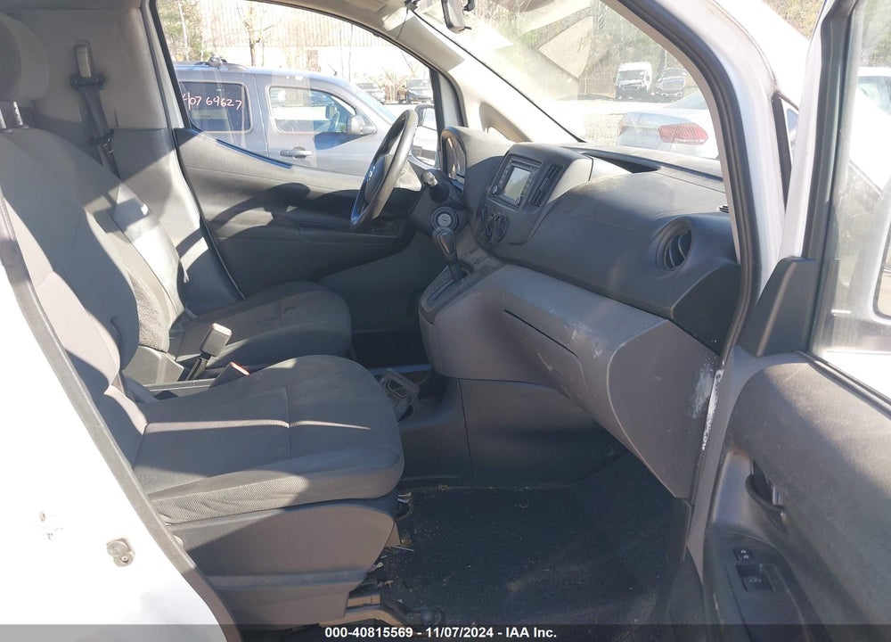 2014 NISSAN NV200 SV VIN: 3N6CM0KN5EK694479