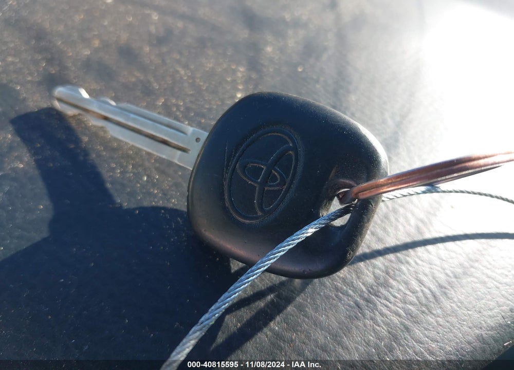 2007 TOYOTA COROLLA S VIN: 2T1BR30E27C744856