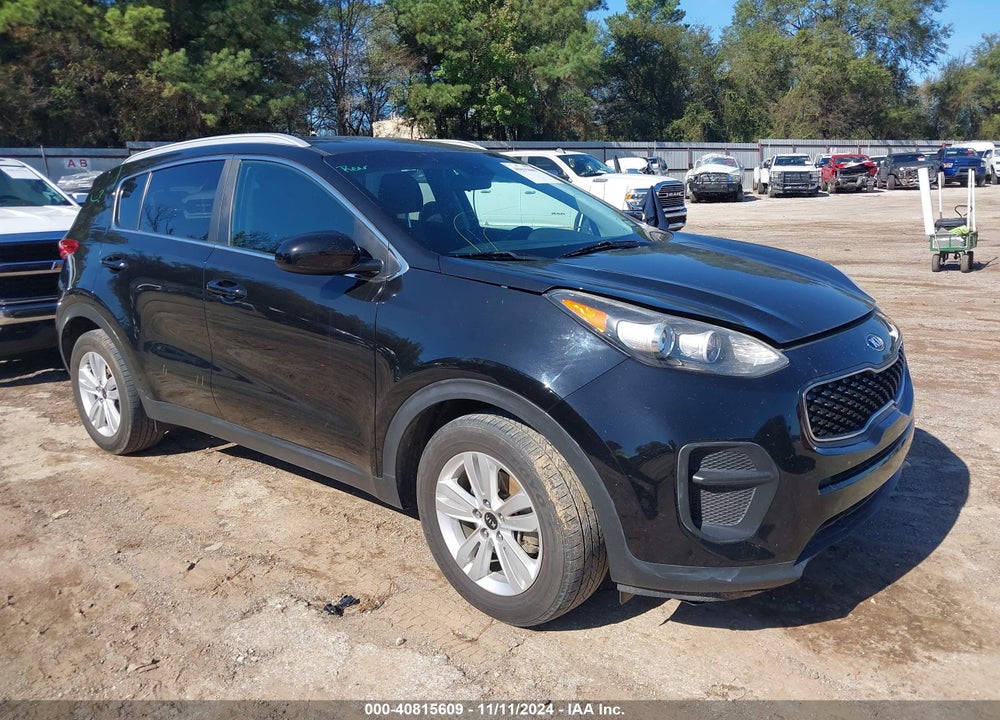 2018 KIA SPORTAGE LX VIN: KNDPM3AC3J7418056