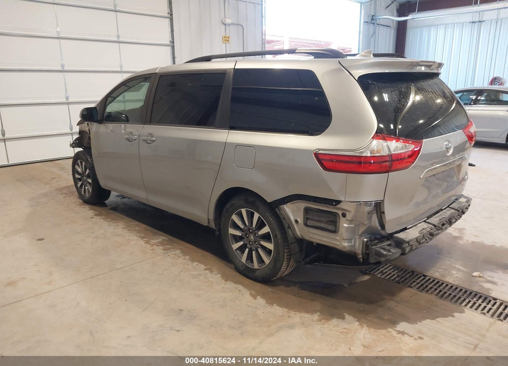 2018 TOYOTA SIENNA LE 7 PASSENGER VIN: 5TDJZ3DCXJS200673