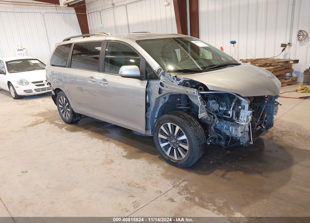 2018 TOYOTA SIENNA LE 7 PASSENGER VIN: 5TDJZ3DCXJS200673