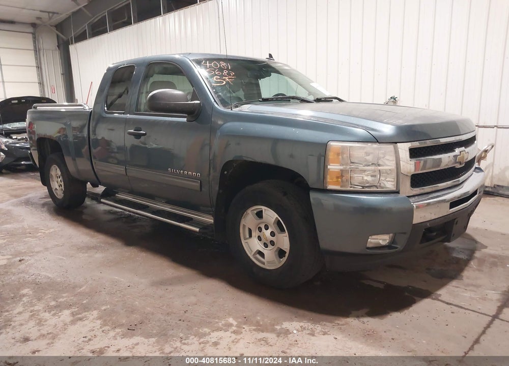 2011 CHEVROLET SILVERADO 1500 VIN: 1GCRKSE30BZ405483