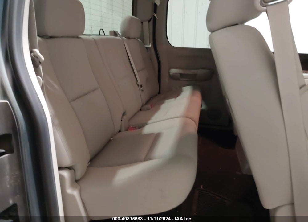 2011 CHEVROLET SILVERADO 1500 VIN: 1GCRKSE30BZ405483