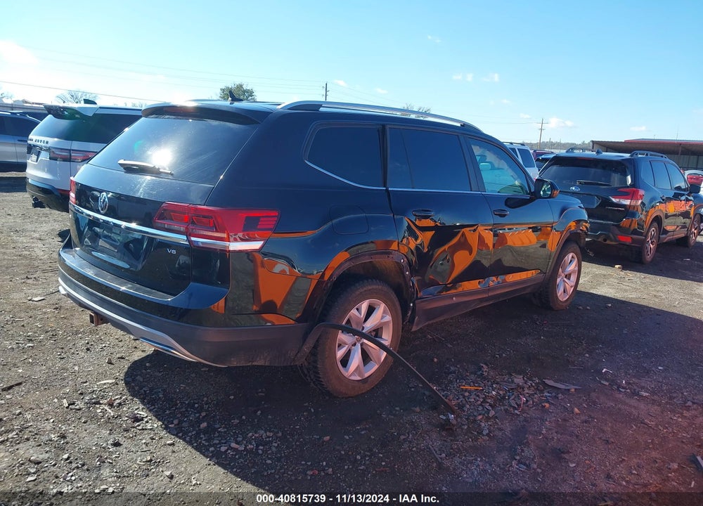 2018 VOLKSWAGEN ATLAS 3.6L V6 SE VIN: 1V2CR2CA8JC555845