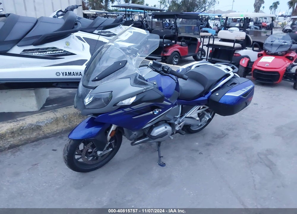 2016 BMW R1200 RT VIN: WB10A1301GZ194569