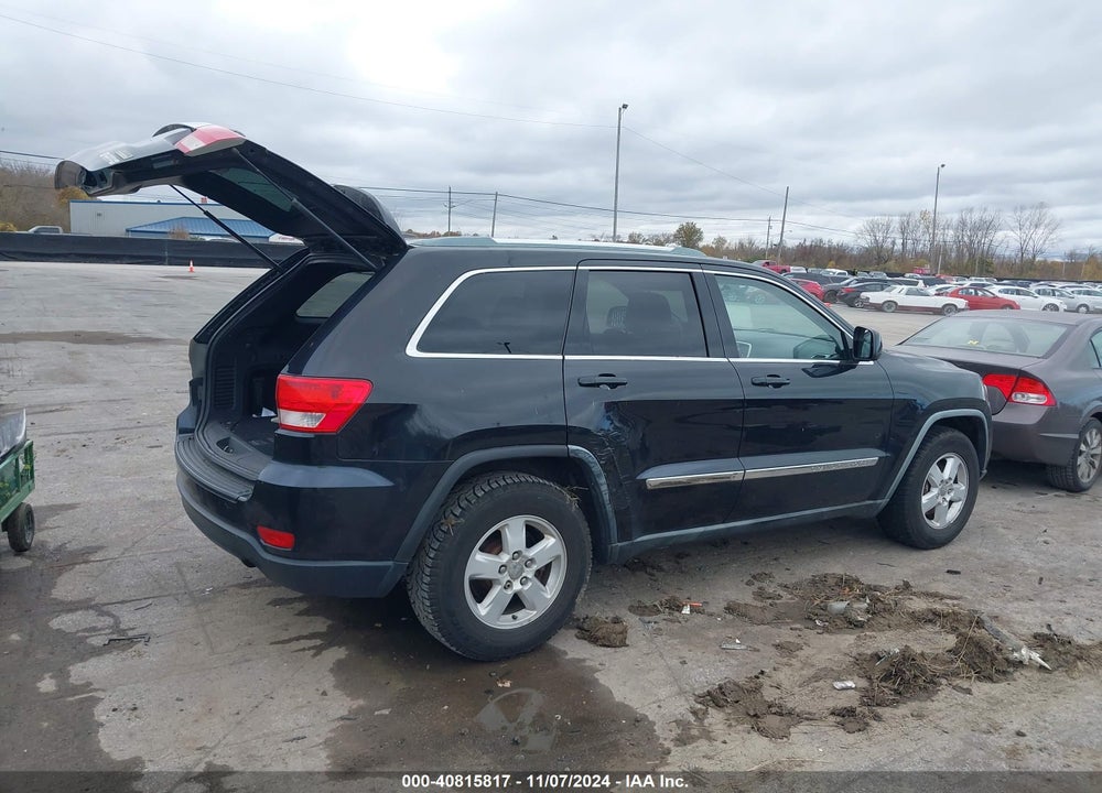2011 JEEP GRAND CHEROKEE LAREDO VIN: 1J4RR4GG7BC585923