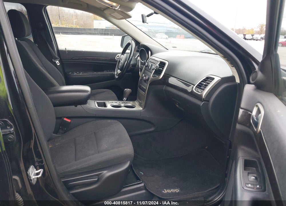 2011 JEEP GRAND CHEROKEE LAREDO VIN: 1J4RR4GG7BC585923