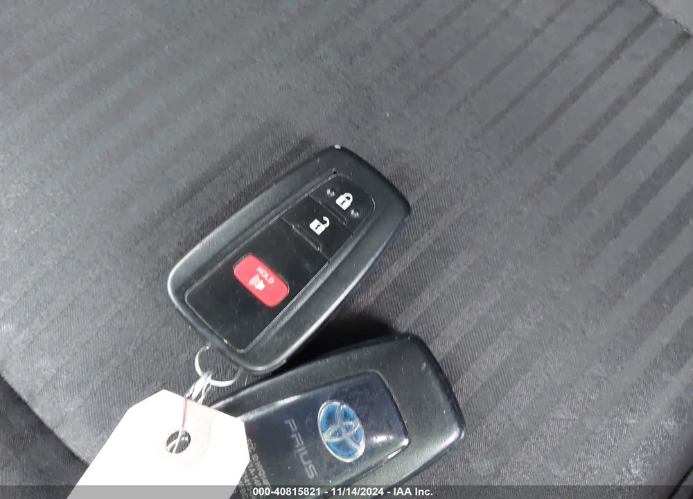 2017 TOYOTA PRIUS THREE VIN: JTDKARFU7H3539259