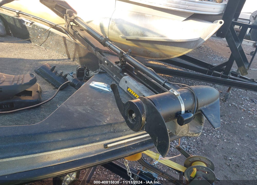 1990 STRATOS BASSBOAT VIN: BN28W513C090