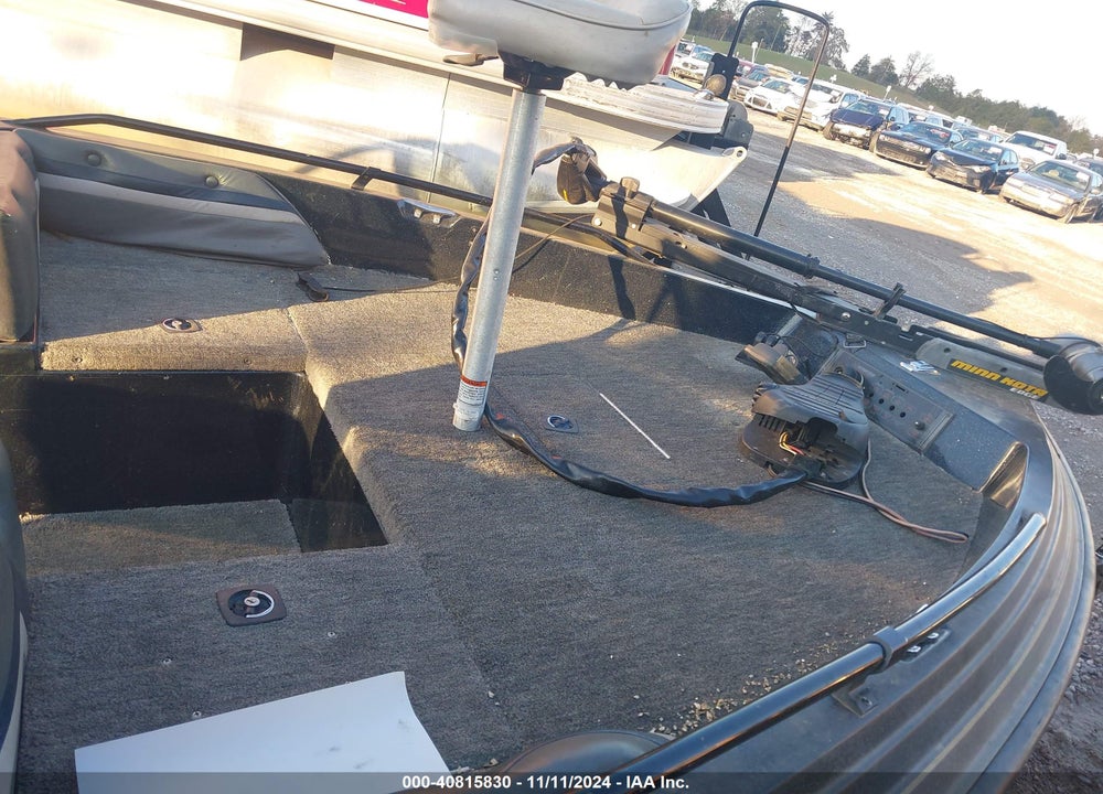 1990 STRATOS BASSBOAT VIN: BN28W513C090