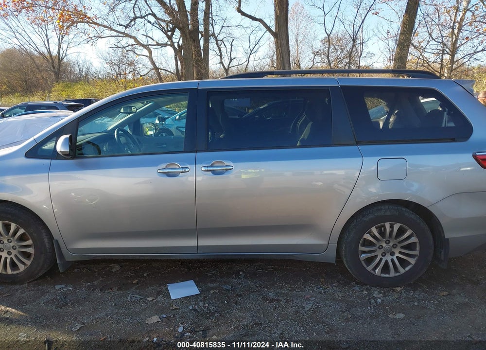2017 TOYOTA SIENNA VIN: 5TDYZ3DC4HS834876