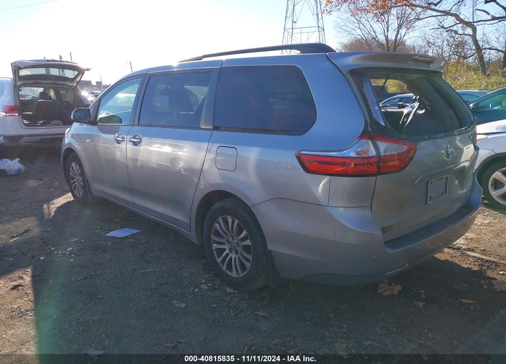 2017 TOYOTA SIENNA VIN: 5TDYZ3DC4HS834876