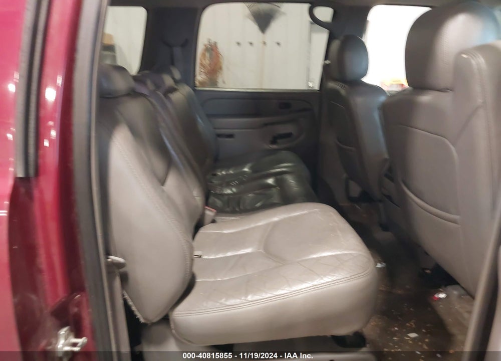 2004 CHEVROLET SUBURBAN COMMERCIAL VIN: 1GNFK16Z24J185708