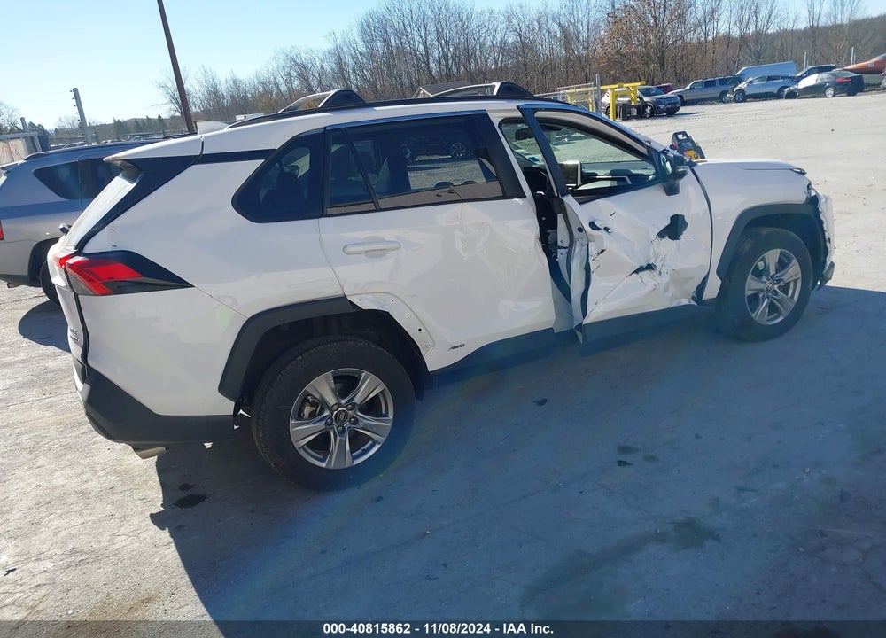2024 TOYOTA RAV4 HYBRID XLE VIN: 2T3RWRFV0RW207056