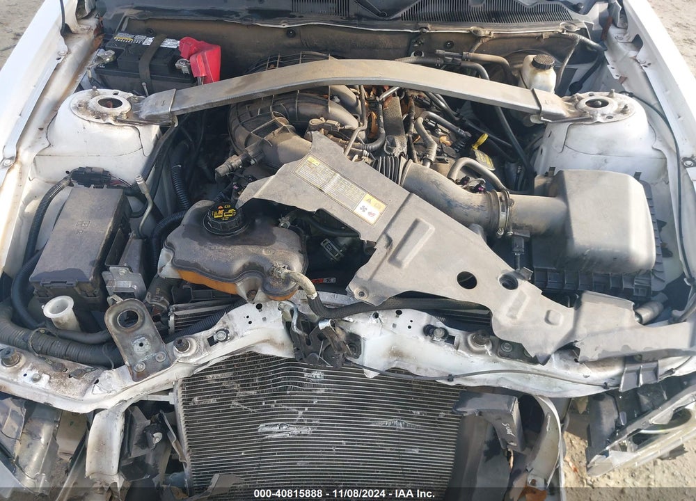 2014 FORD MUSTANG V6 VIN: 1ZVBP8EM3E5220173