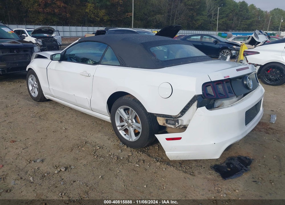 2014 FORD MUSTANG V6 VIN: 1ZVBP8EM3E5220173