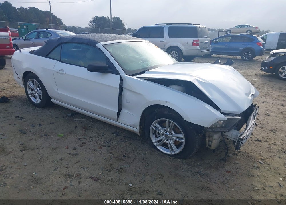 2014 FORD MUSTANG V6 VIN: 1ZVBP8EM3E5220173