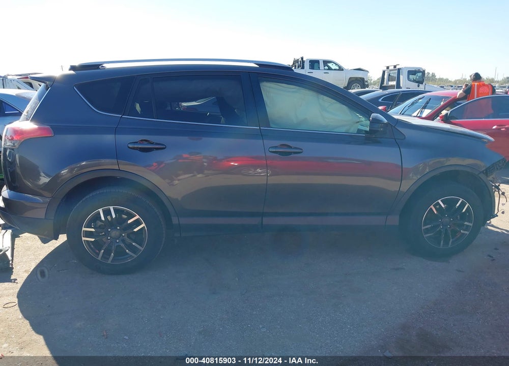 2016 TOYOTA RAV4 LE VIN: JTMZFREV8GJ084071